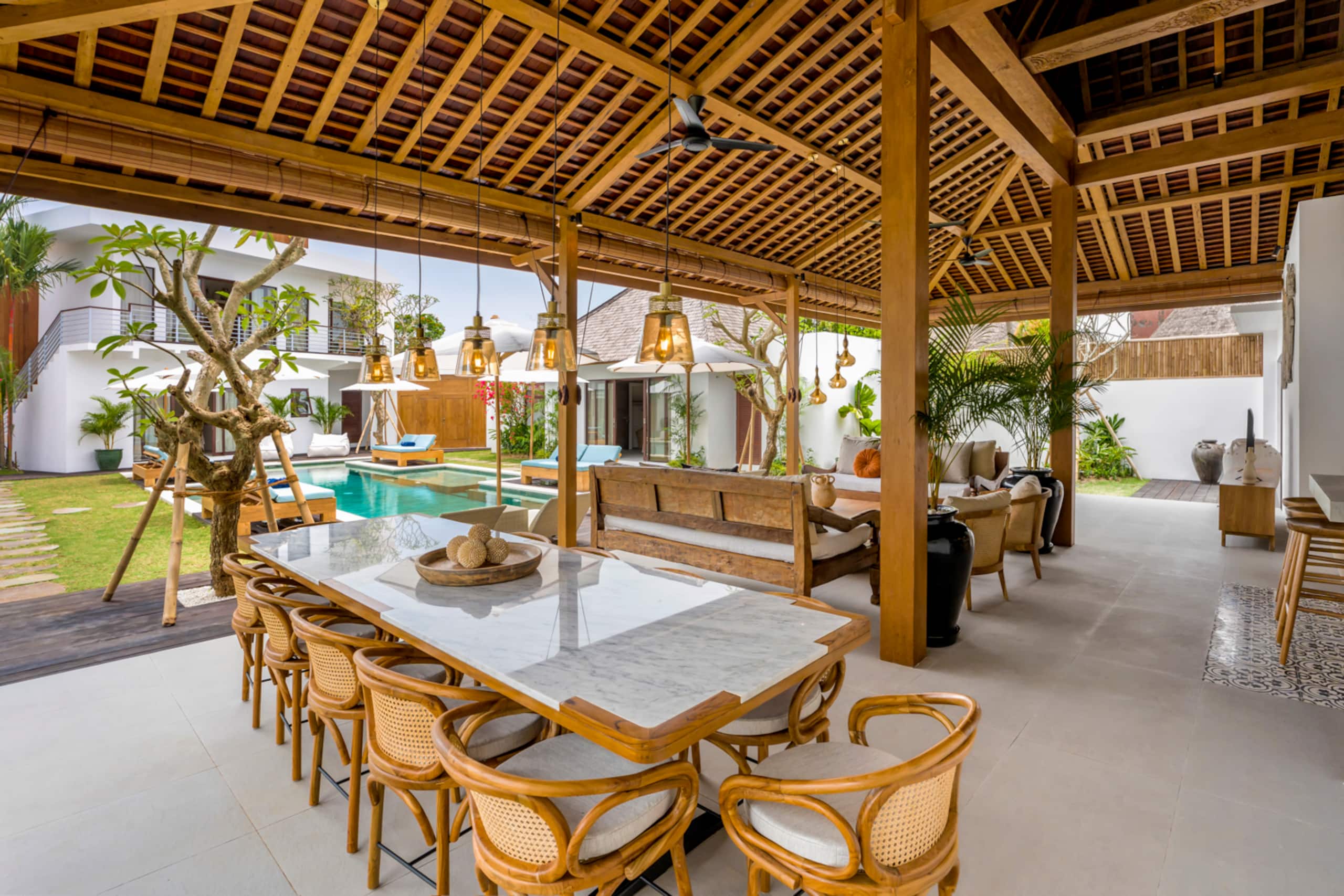 New 6BR Majestic Villa close to beach / Seminyak 17