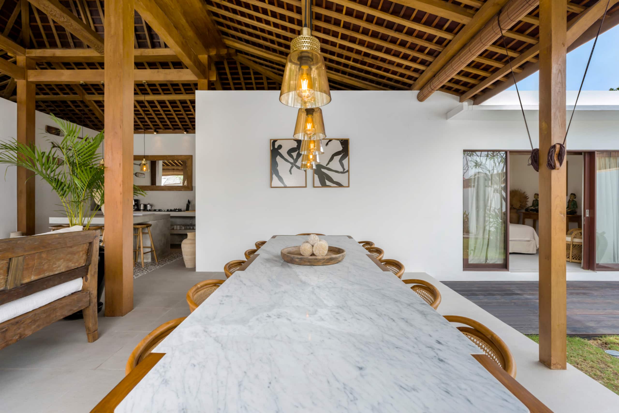 New 6BR Majestic Villa close to beach / Seminyak 16