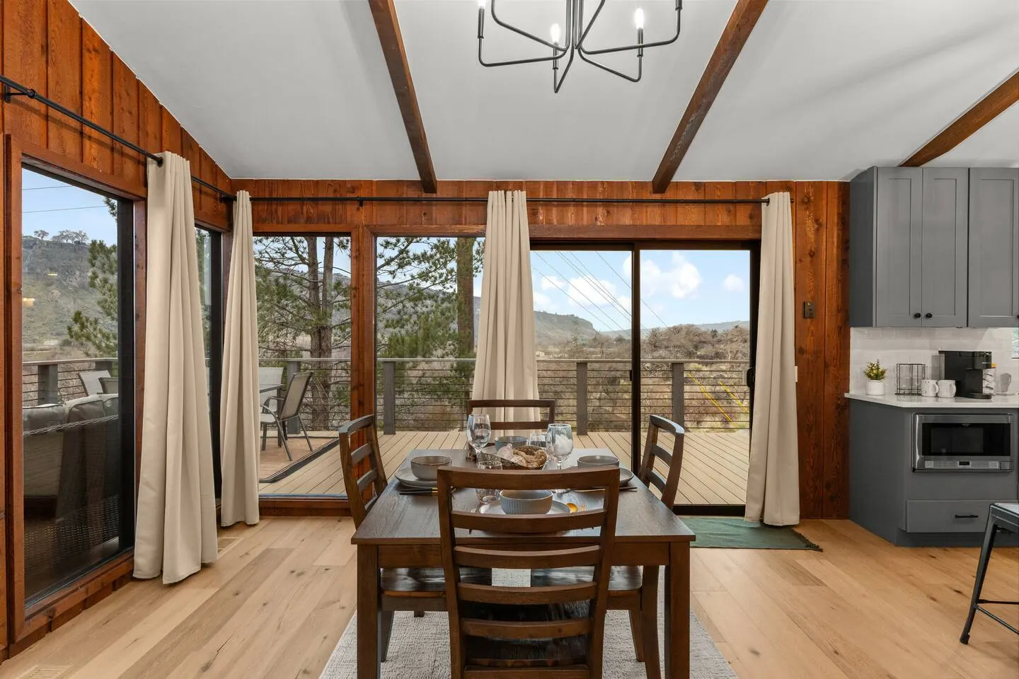 Warm creek bungalow 4