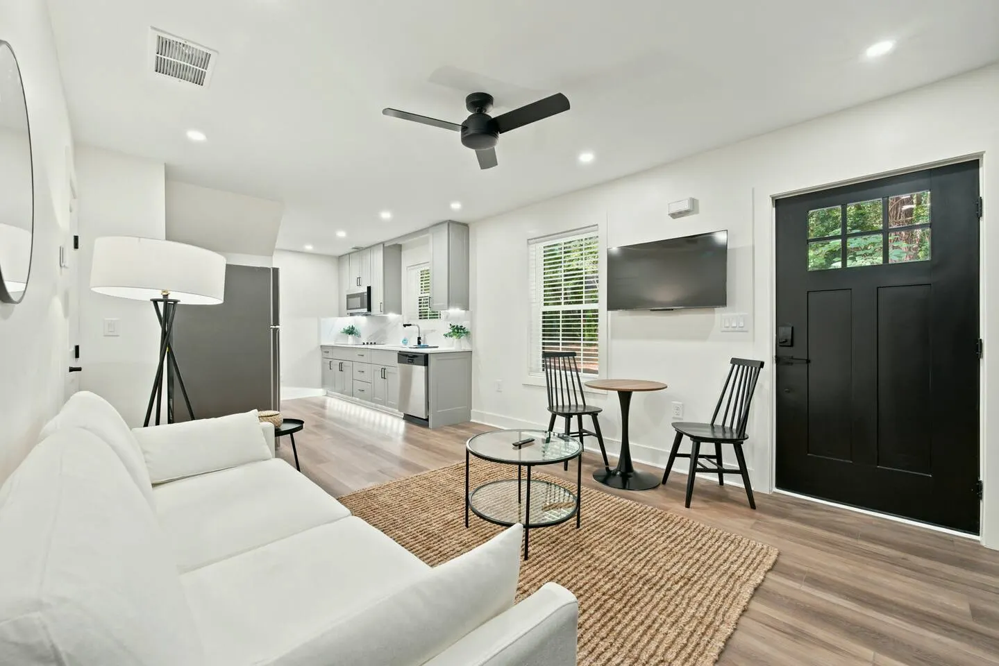 Stylish 3BR Westside Escape 12