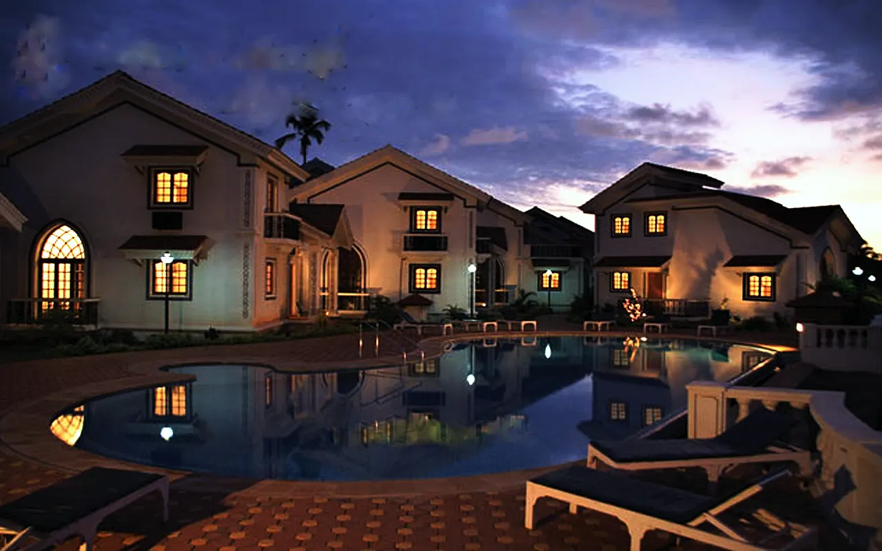 Casa Legend - Luxury 3 BR Pool facing Villa Arpora 9