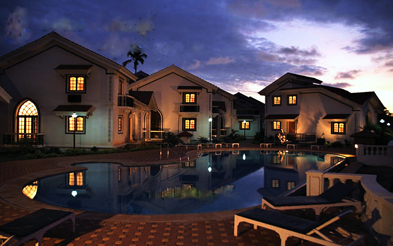 Casa Legend - Luxury 3 BR Pool facing Villa Arpora 9