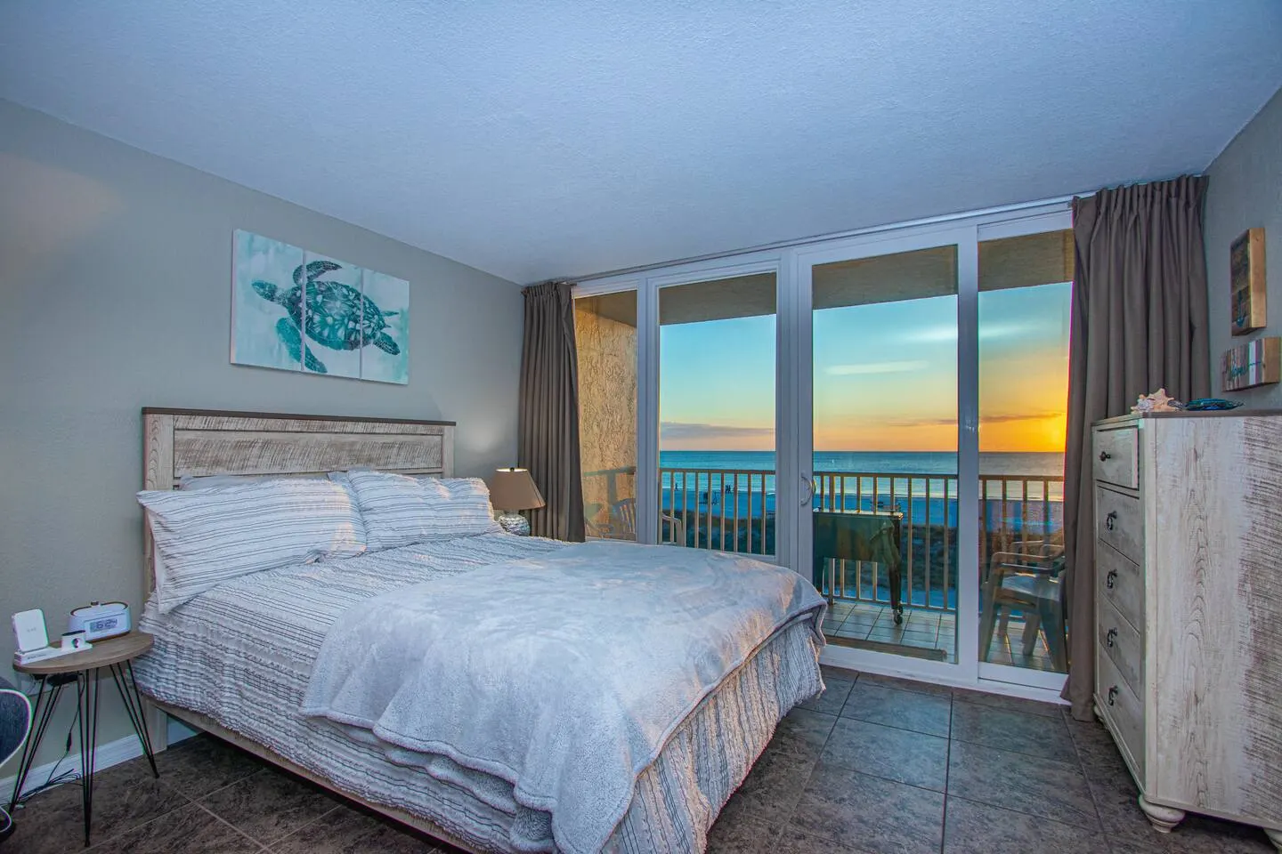 Treasure Island Beach Condo King & Gulf Views 9