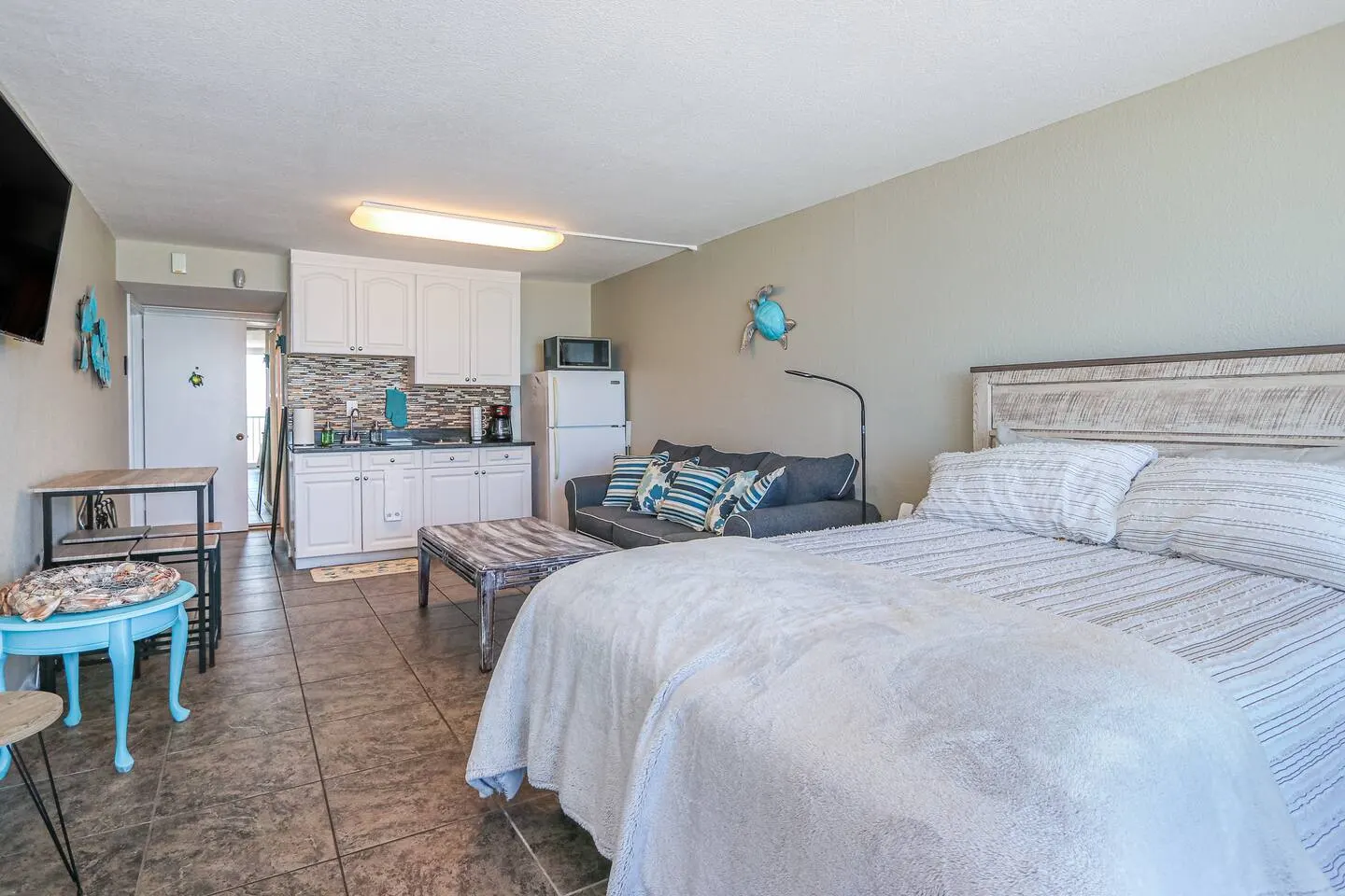 Treasure Island Beach Condo King & Gulf Views 13