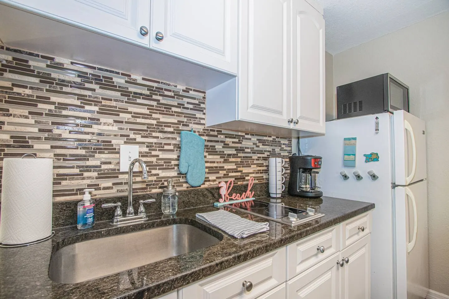 Treasure Island Beach Condo King & Gulf Views 16