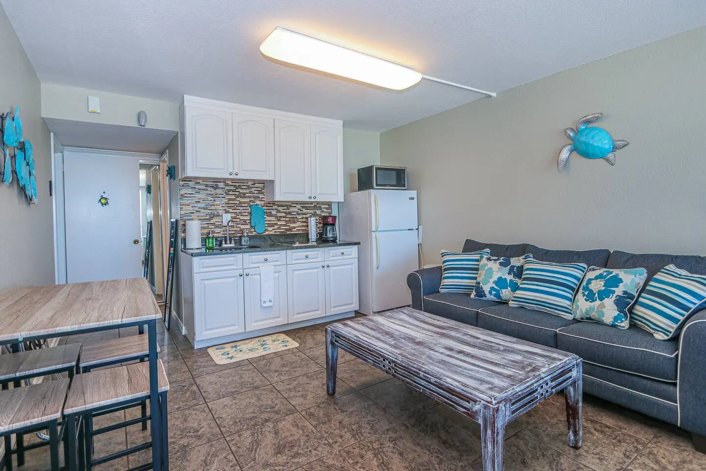 Treasure Island Beach Condo King & Gulf Views 5