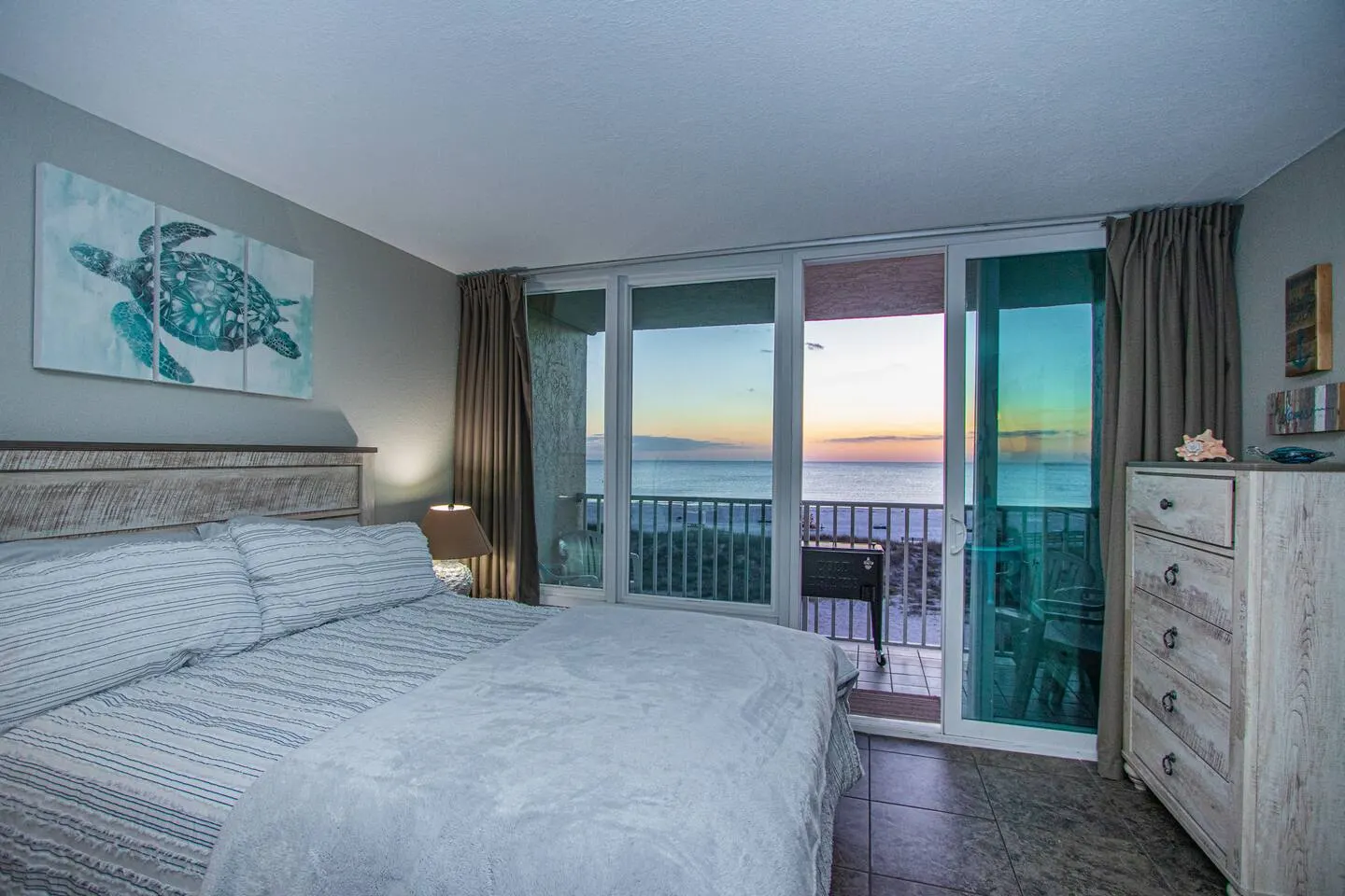 Treasure Island Beach Condo King & Gulf Views 7