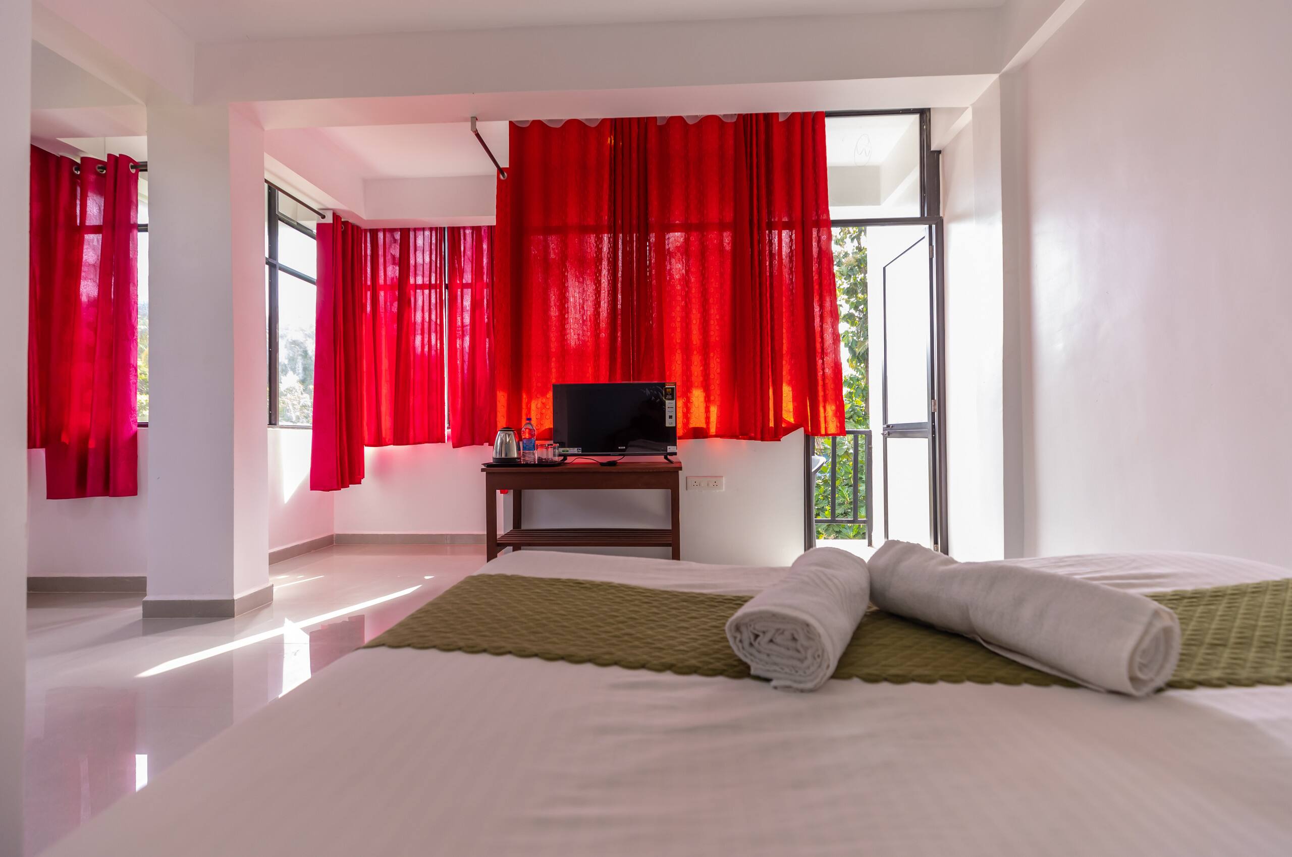 ColoursFly Hotel 12