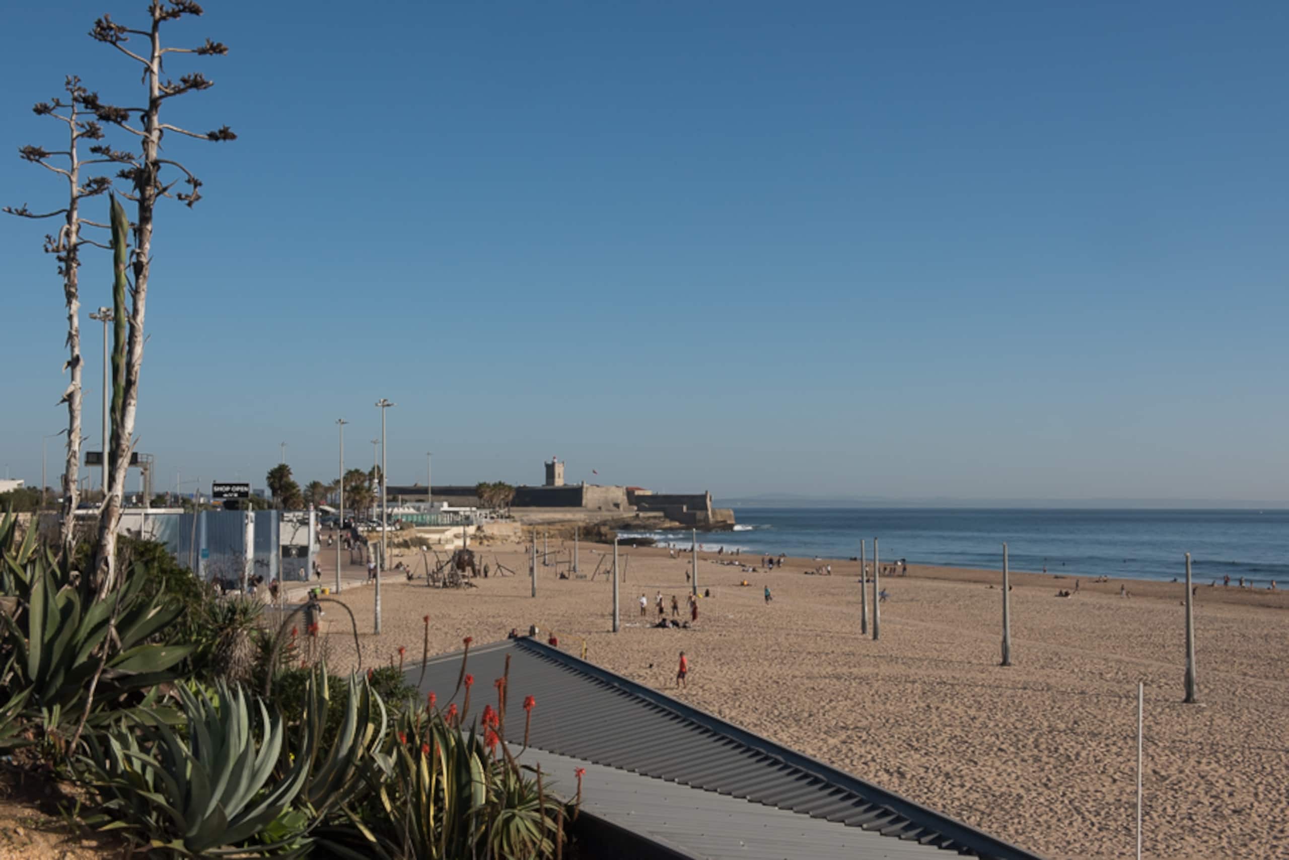 Unforgettable stay at Carcavelos beach 21