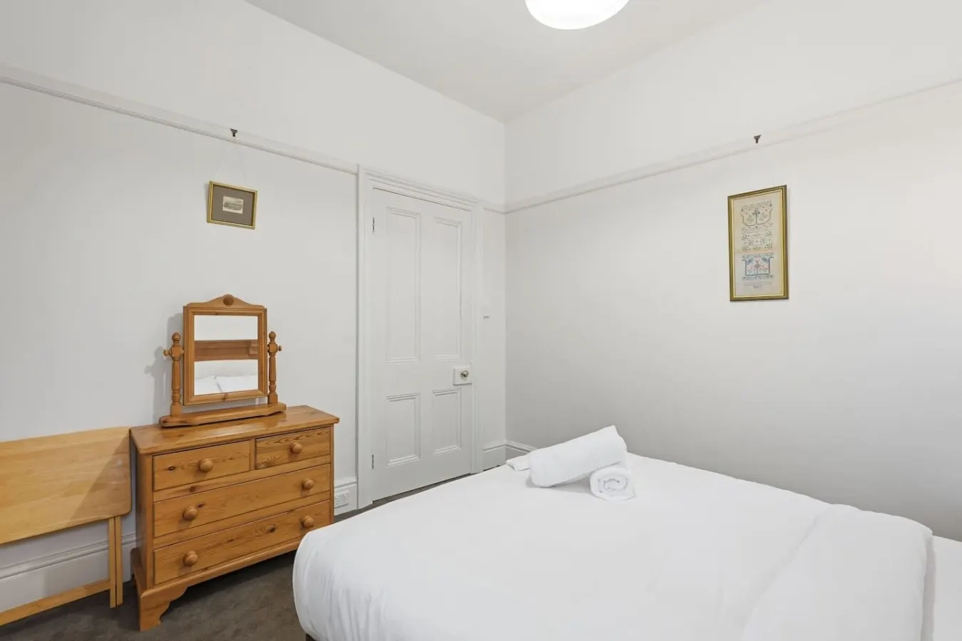 Heritage Sandy Bay Apartment, Walk to Cafes & Uni 14