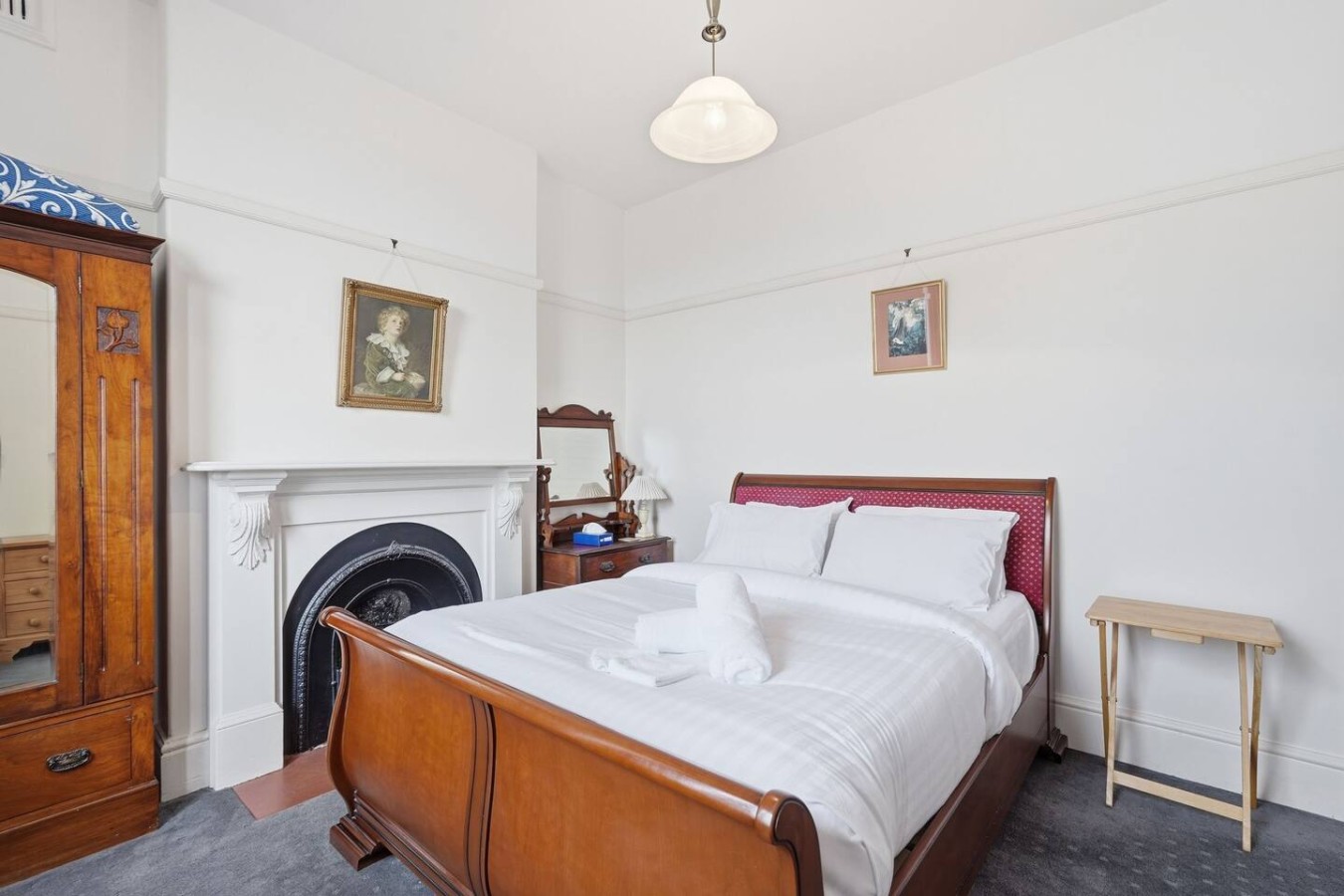 Heritage Sandy Bay Apartment, Walk to Cafes & Uni 4
