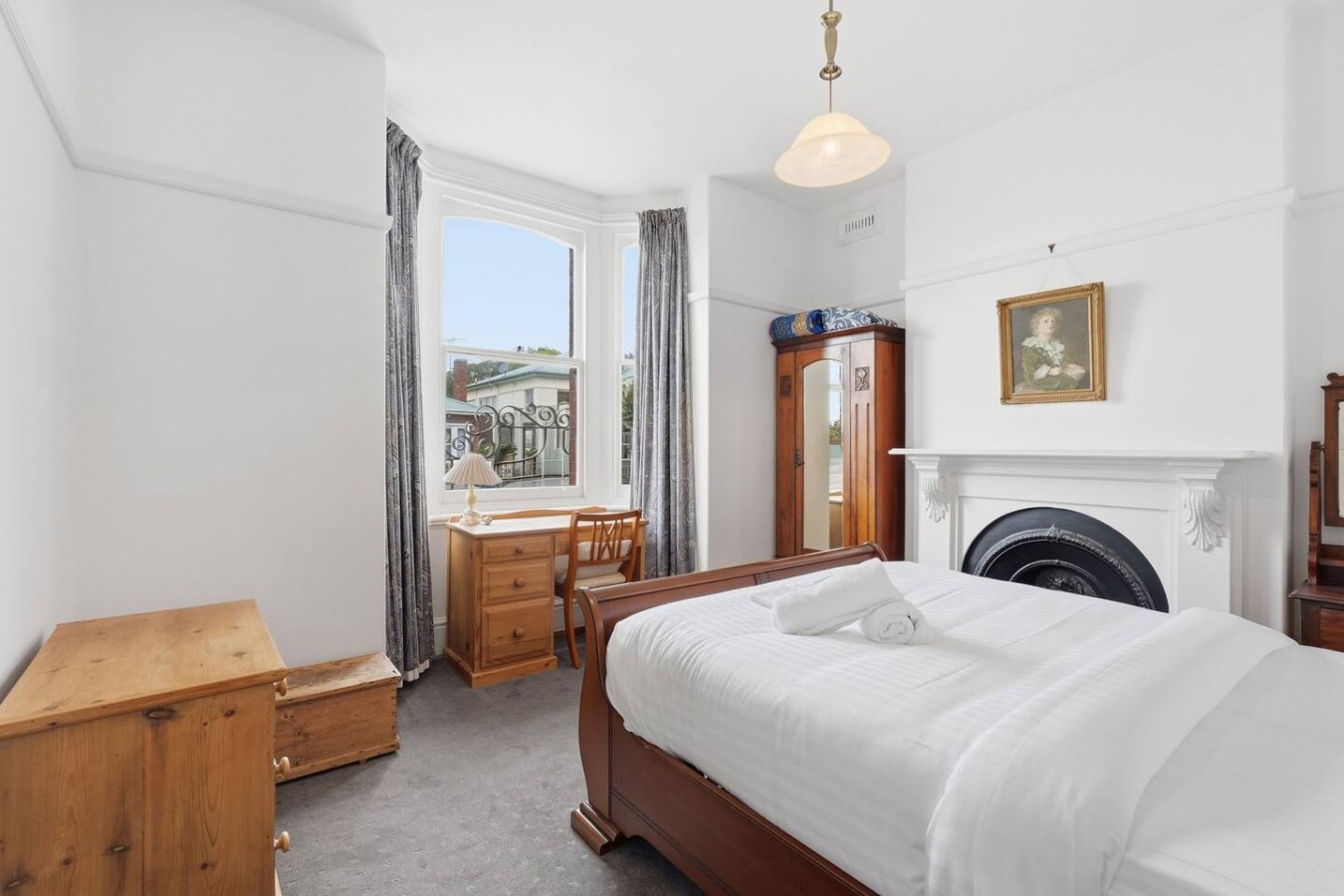 Heritage Sandy Bay Apartment, Walk to Cafes & Uni 5