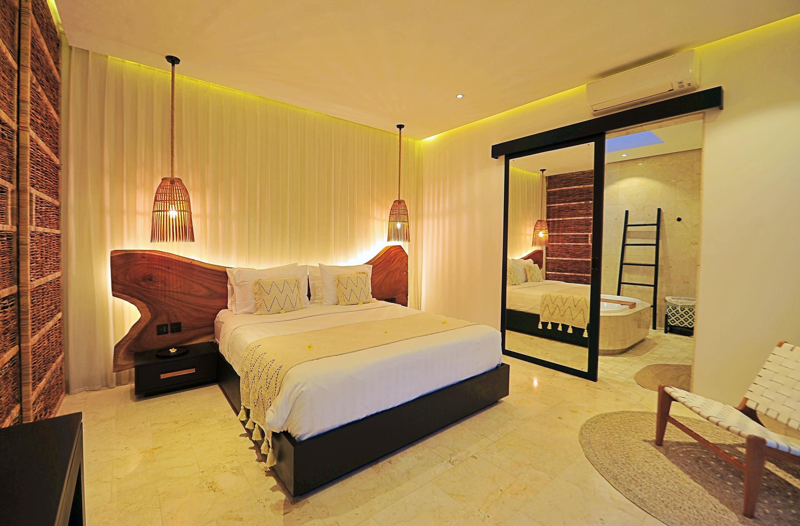 Top Location 28