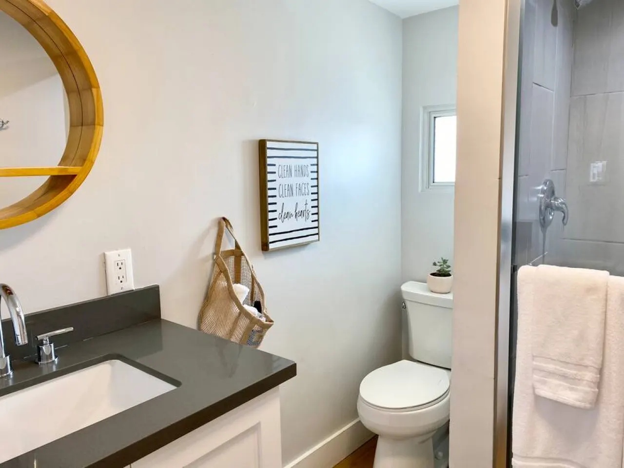 Steps to the Beach, Main St & Pacific City - 2BR 12