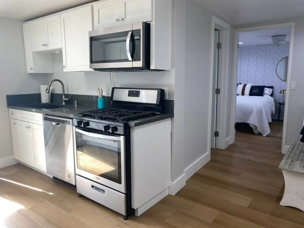 Steps to the Beach, Main St & Pacific City - 2BR 6