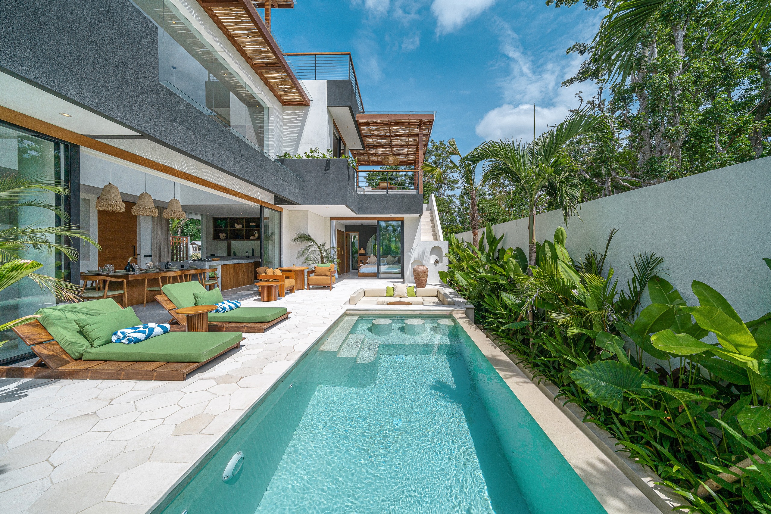 Spacious 3BR Uluwatu Villa with BBQ & Rooftop!