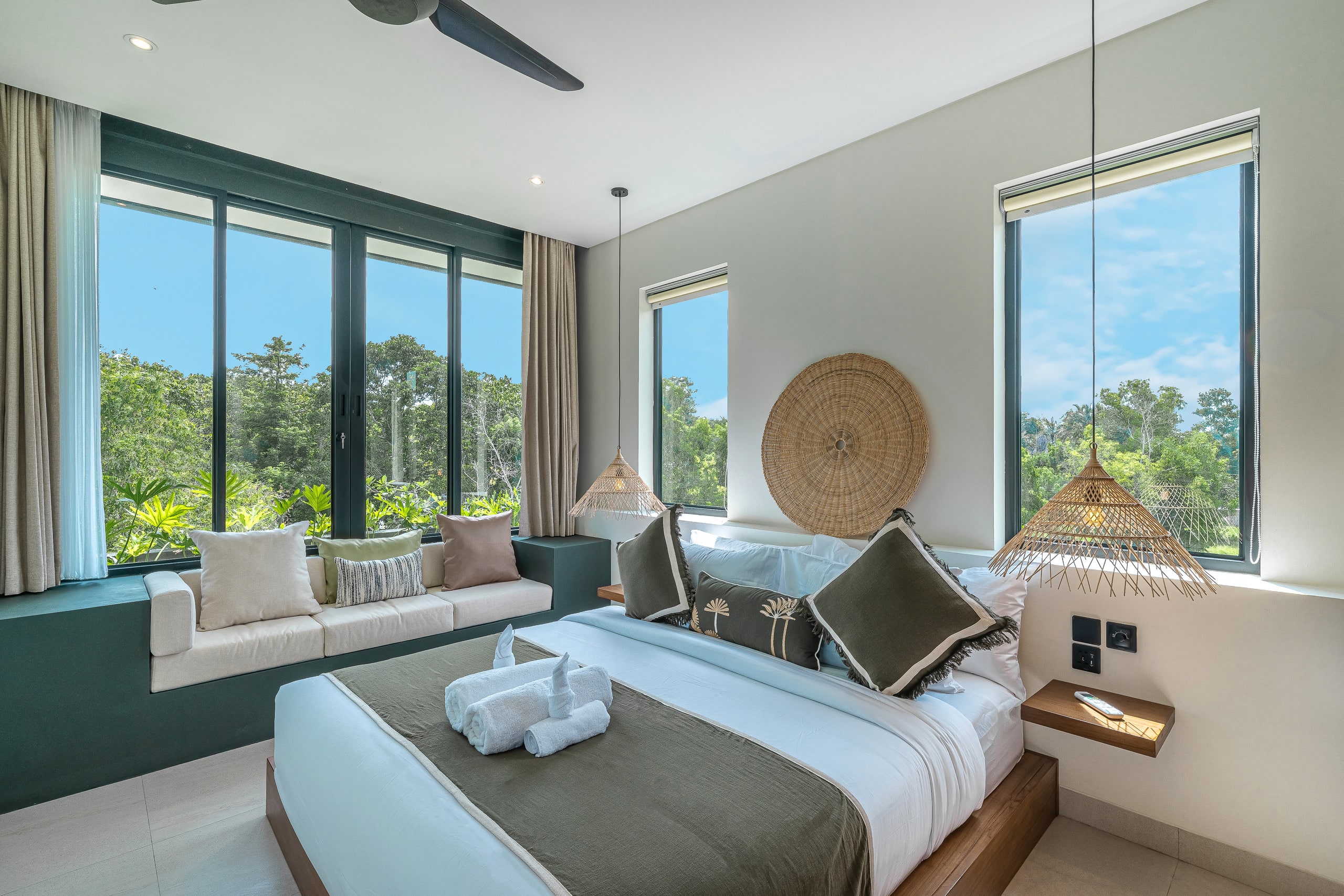 Spacious 3BR Uluwatu Villa with BBQ & Rooftop! 15