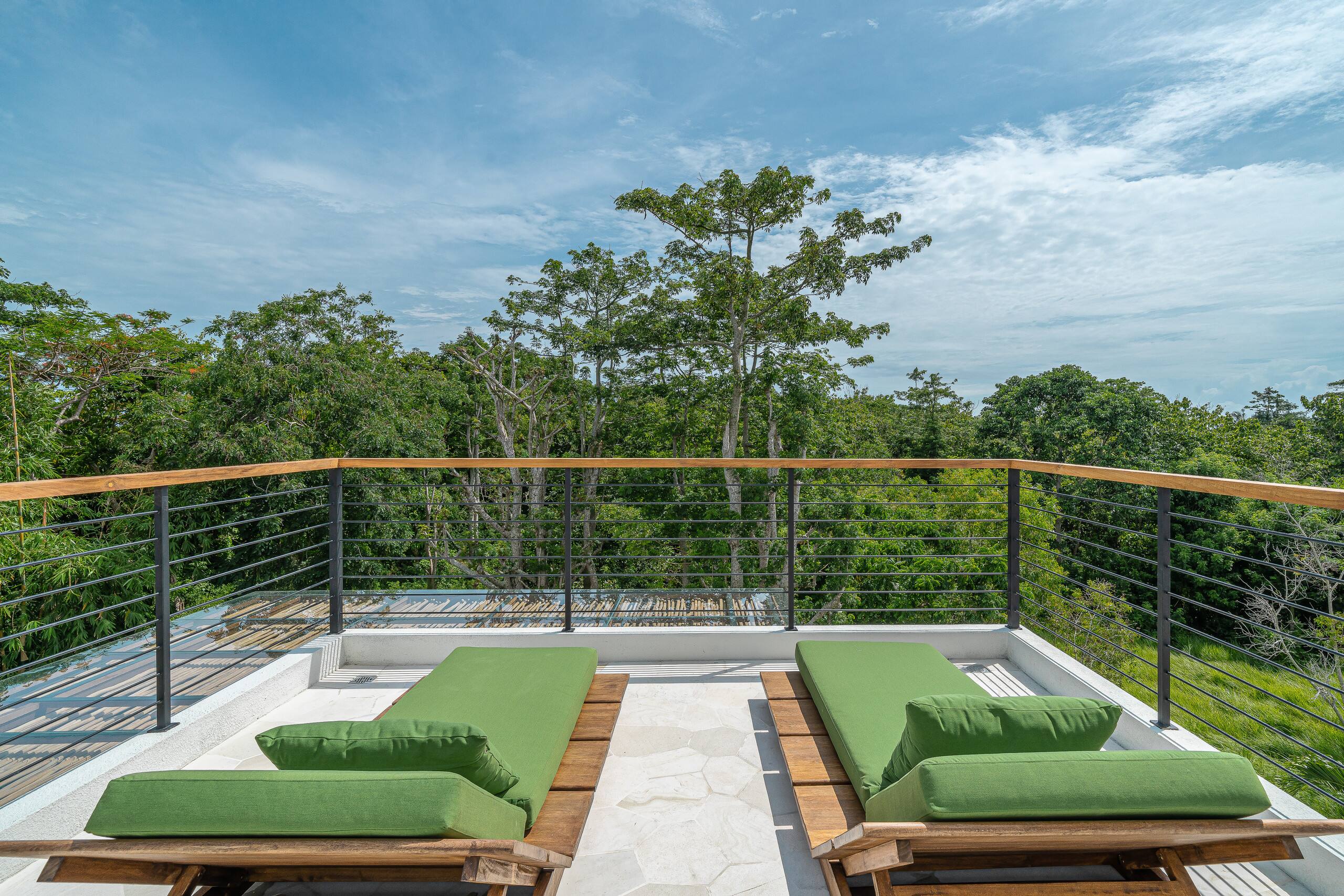 Spacious 3BR Uluwatu Villa with BBQ & Rooftop! 35