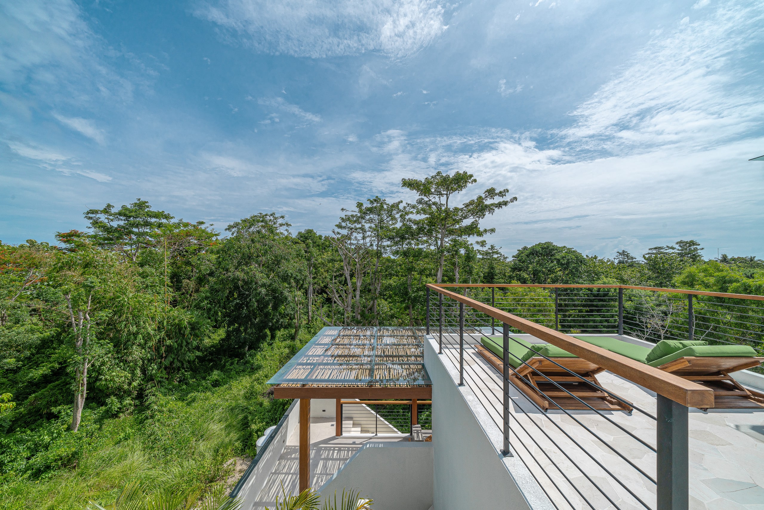 Spacious 3BR Uluwatu Villa with BBQ & Rooftop! 36