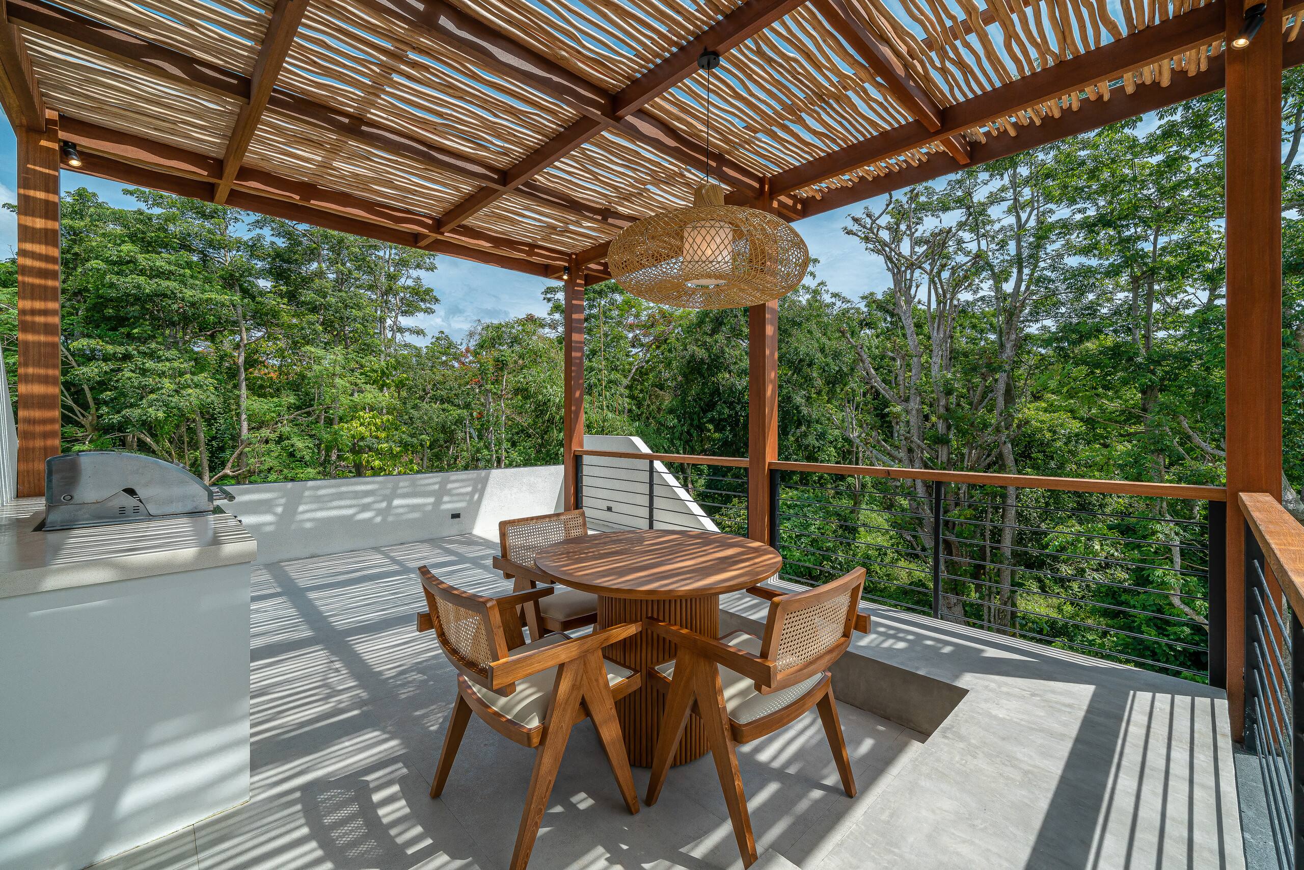 Spacious 3BR Uluwatu Villa with BBQ & Rooftop! 28
