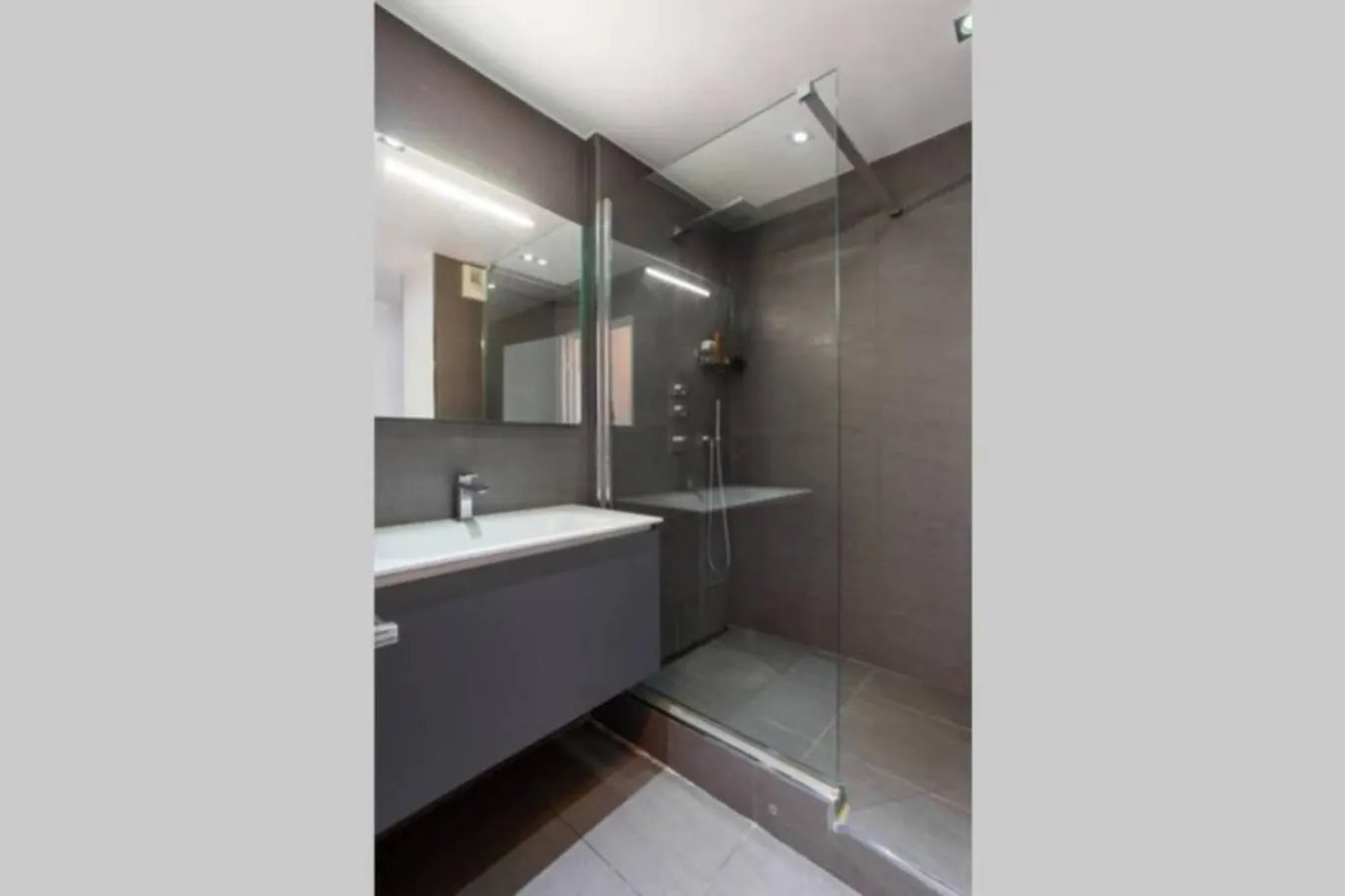 Bail mobilité - Montparnasse - 1 chambre 10