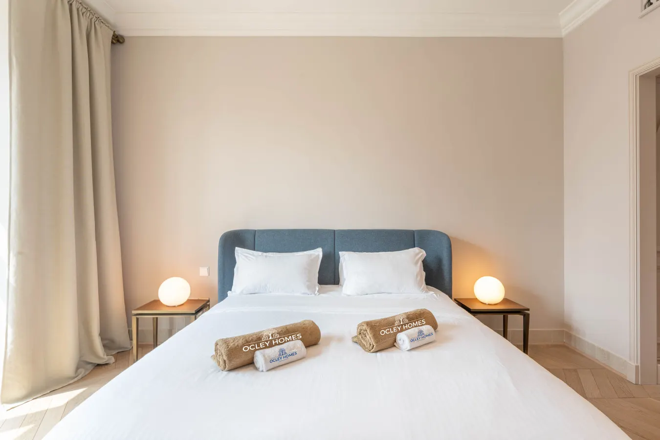 Souk Al Bahar Home w/ direct Dubai Mall Access 9