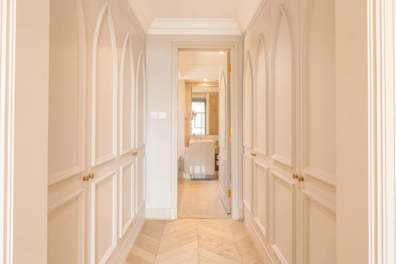 Souk Al Bahar Home w/ direct Dubai Mall Access 10