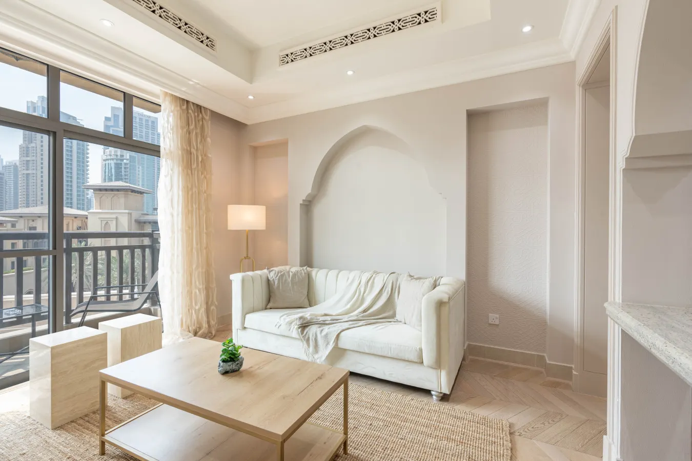 Souk Al Bahar Home w/ direct Dubai Mall Access 15
