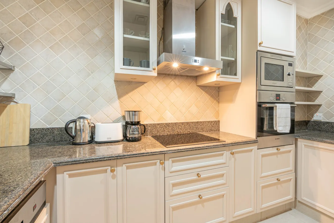Souk Al Bahar Home w/ direct Dubai Mall Access 17