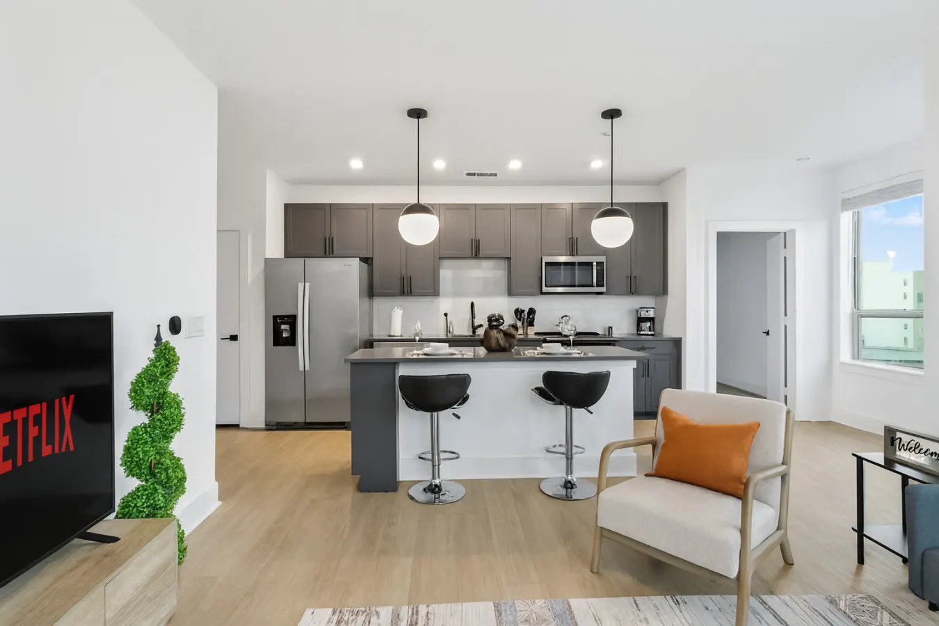 Upscale 2BR Near Regions Field + Park 3