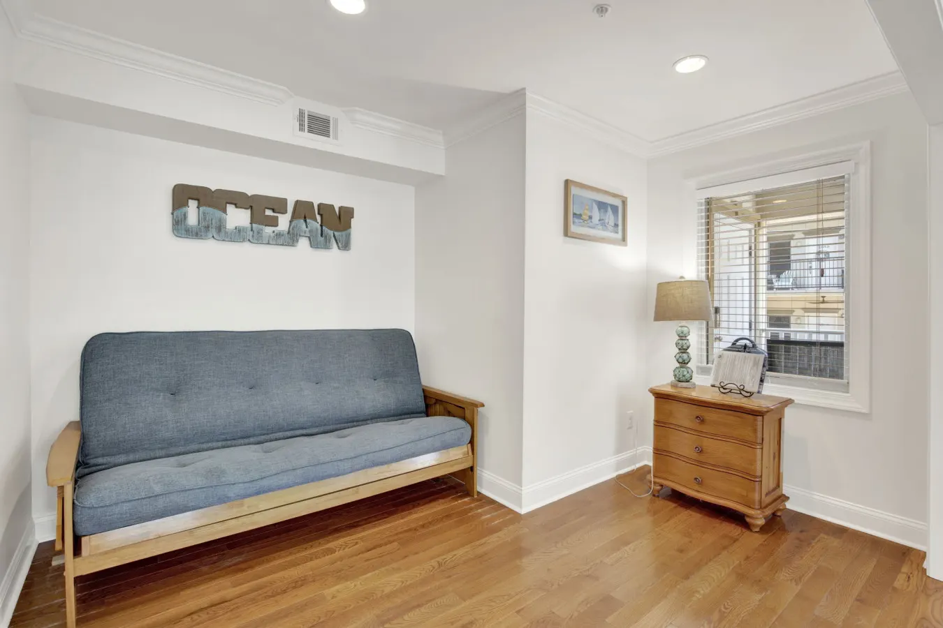 Sea Sight A: Coastal 2BR Gem — photo 4