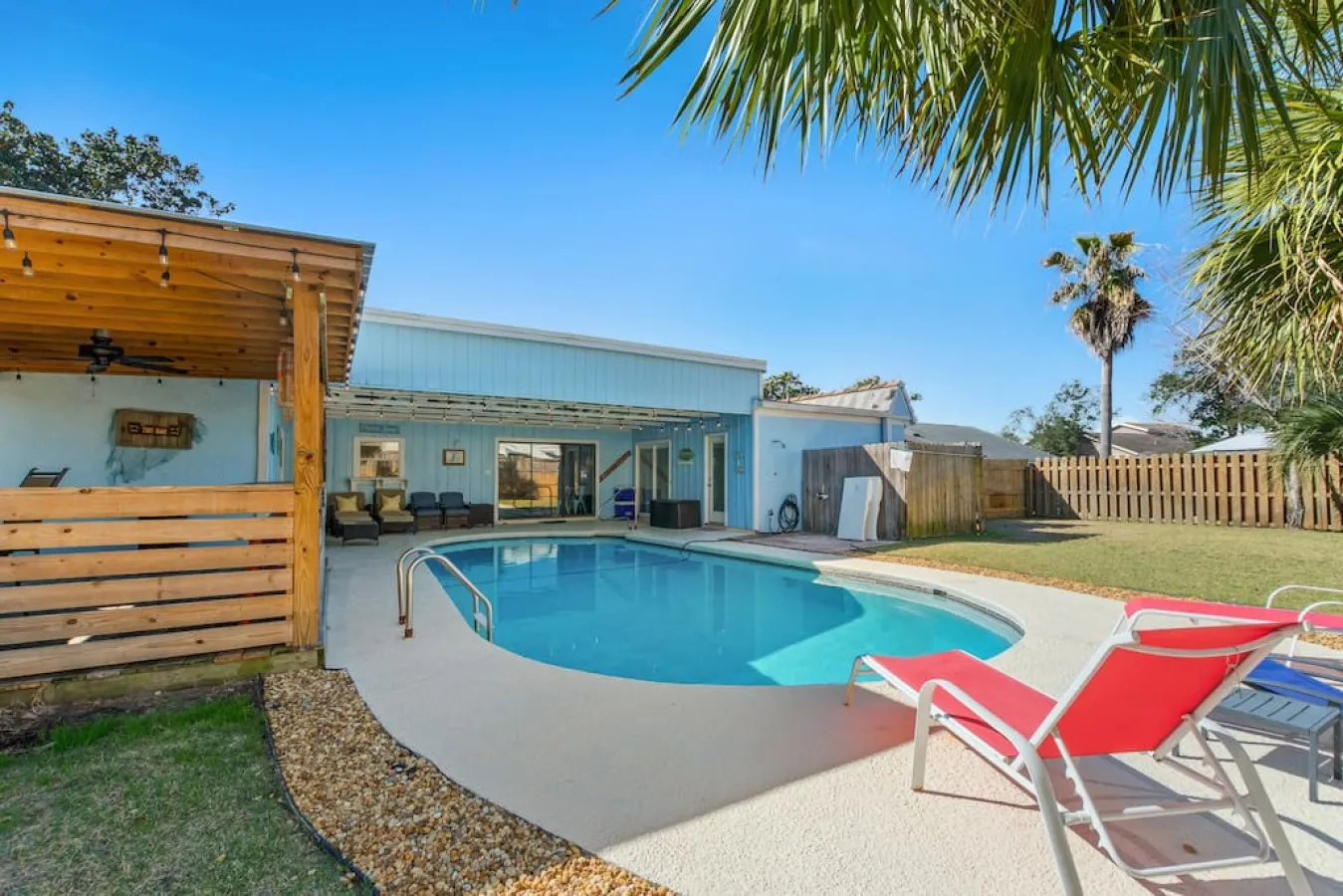 Tiki Hut Private Pool Tiki Bar Game Room Fun 13