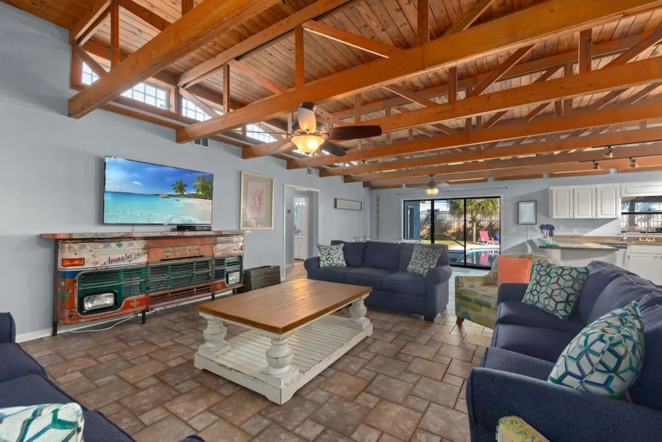 Tiki Hut Private Pool Tiki Bar Game Room Fun 4