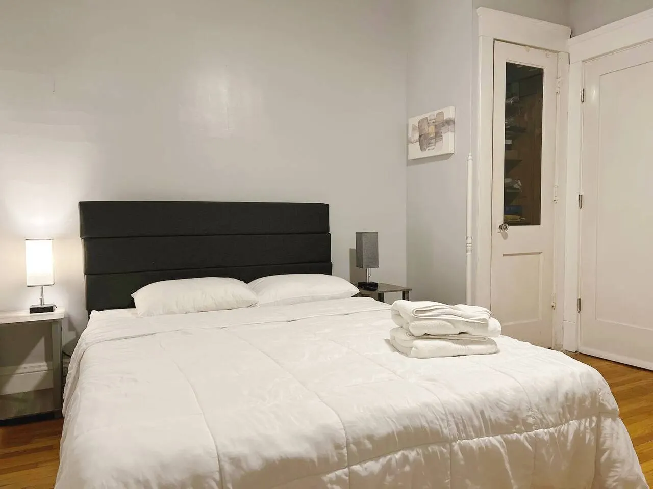 Stay with Jay - Cozy First Floor Room