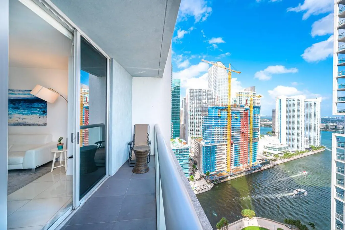 ★ Iconic Icon W Unit - Pool & Ocean Views ★ 17