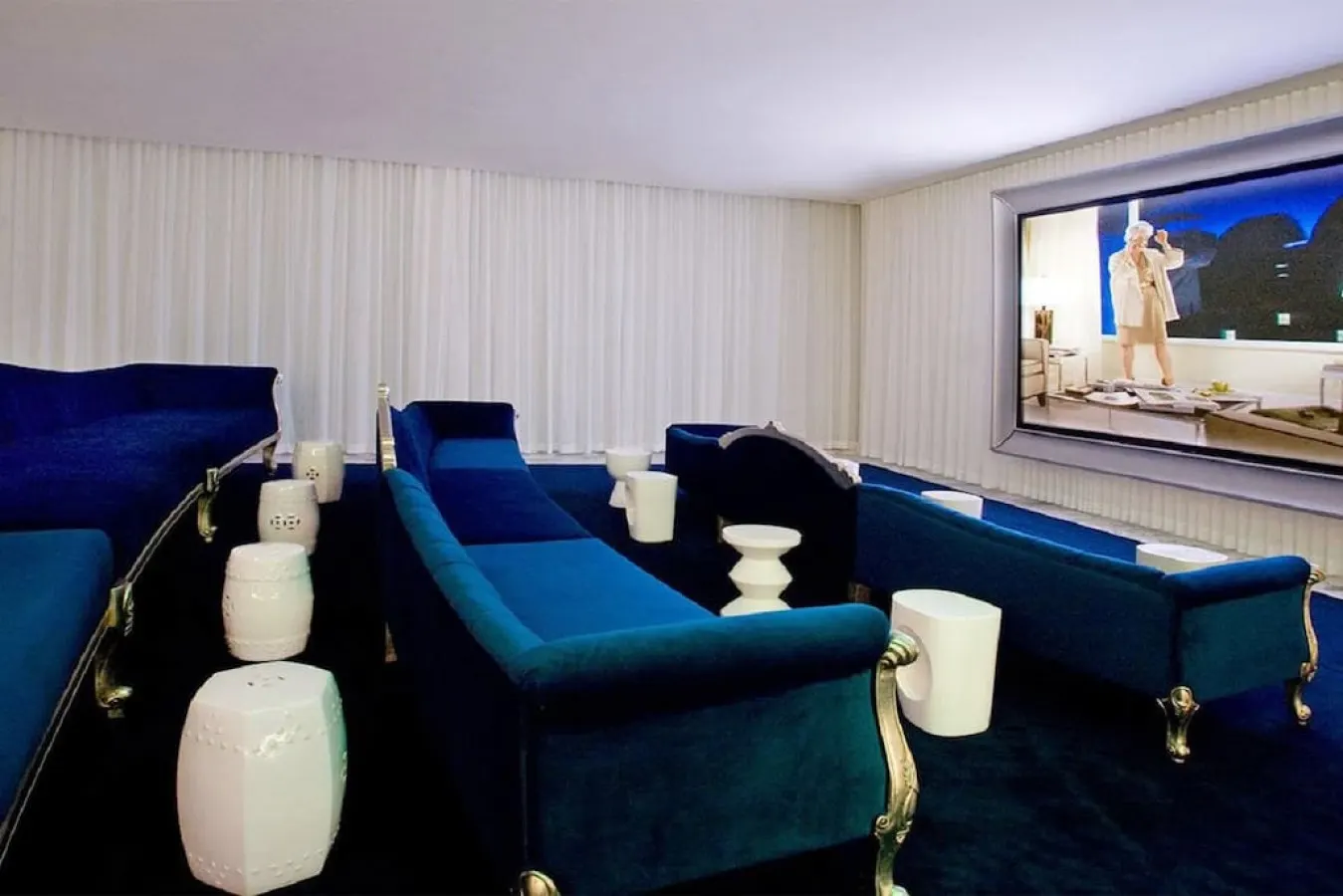 ★ Iconic Icon W Unit - Pool & Ocean Views ★ 18