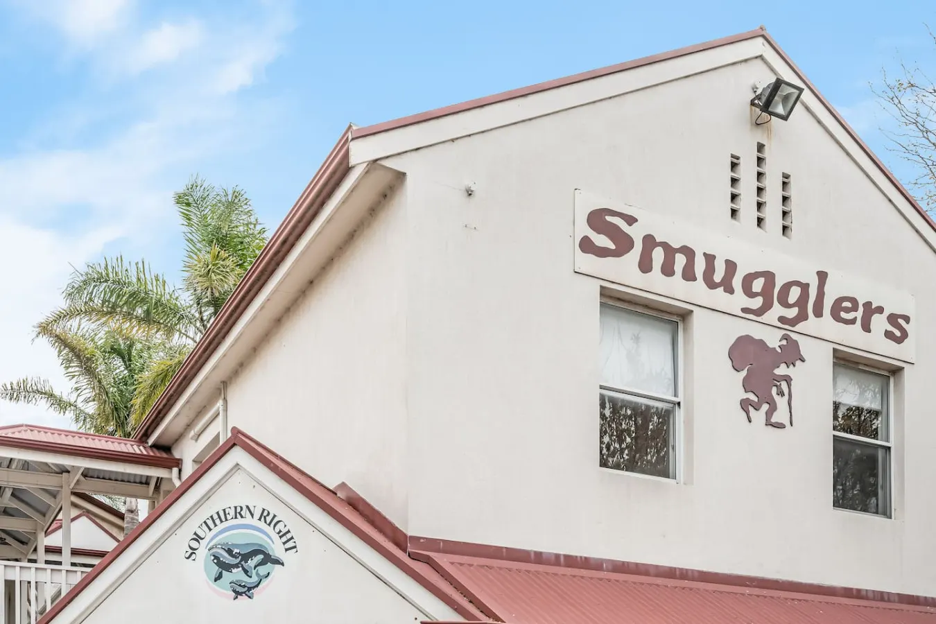 Smugglers Cove—Seaside Comfort near Dining & Shops — photo 5
