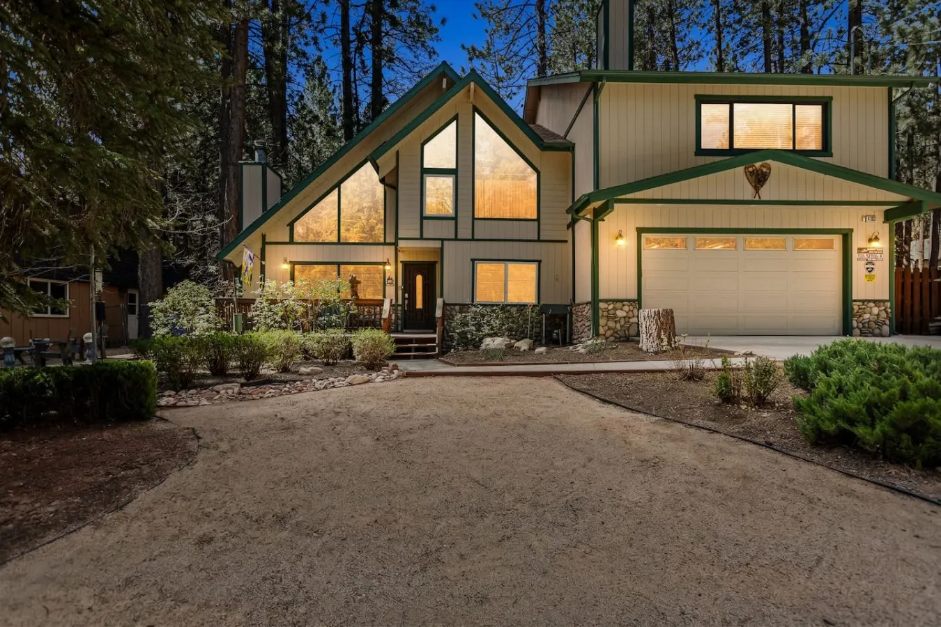 Summit Haus Game Room, Close to Snow Summit 5