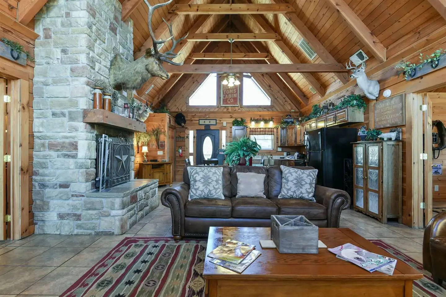 Sweet Life Cabin, Branson Cedars Resort Fun, Pool — photo 2