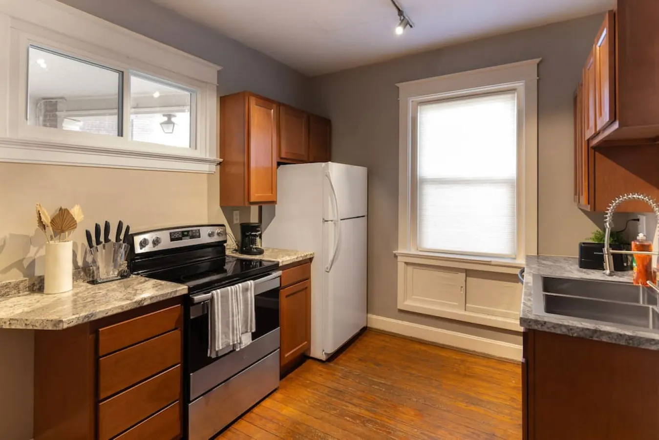 Hyde Park Comfort Near Rookwood 14