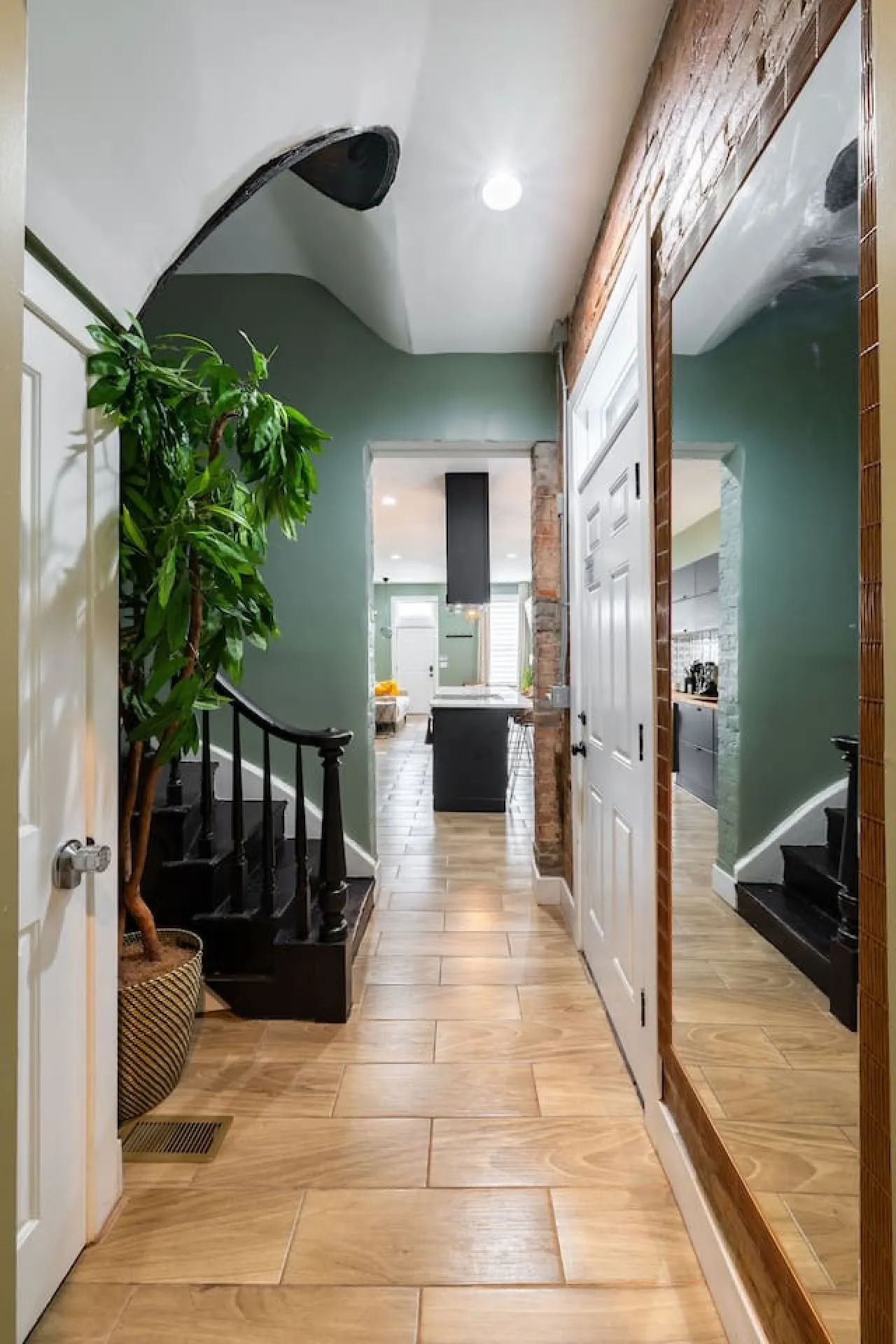 3BR Home + Hot Tub + Stadiums near Downtown, OTR 11