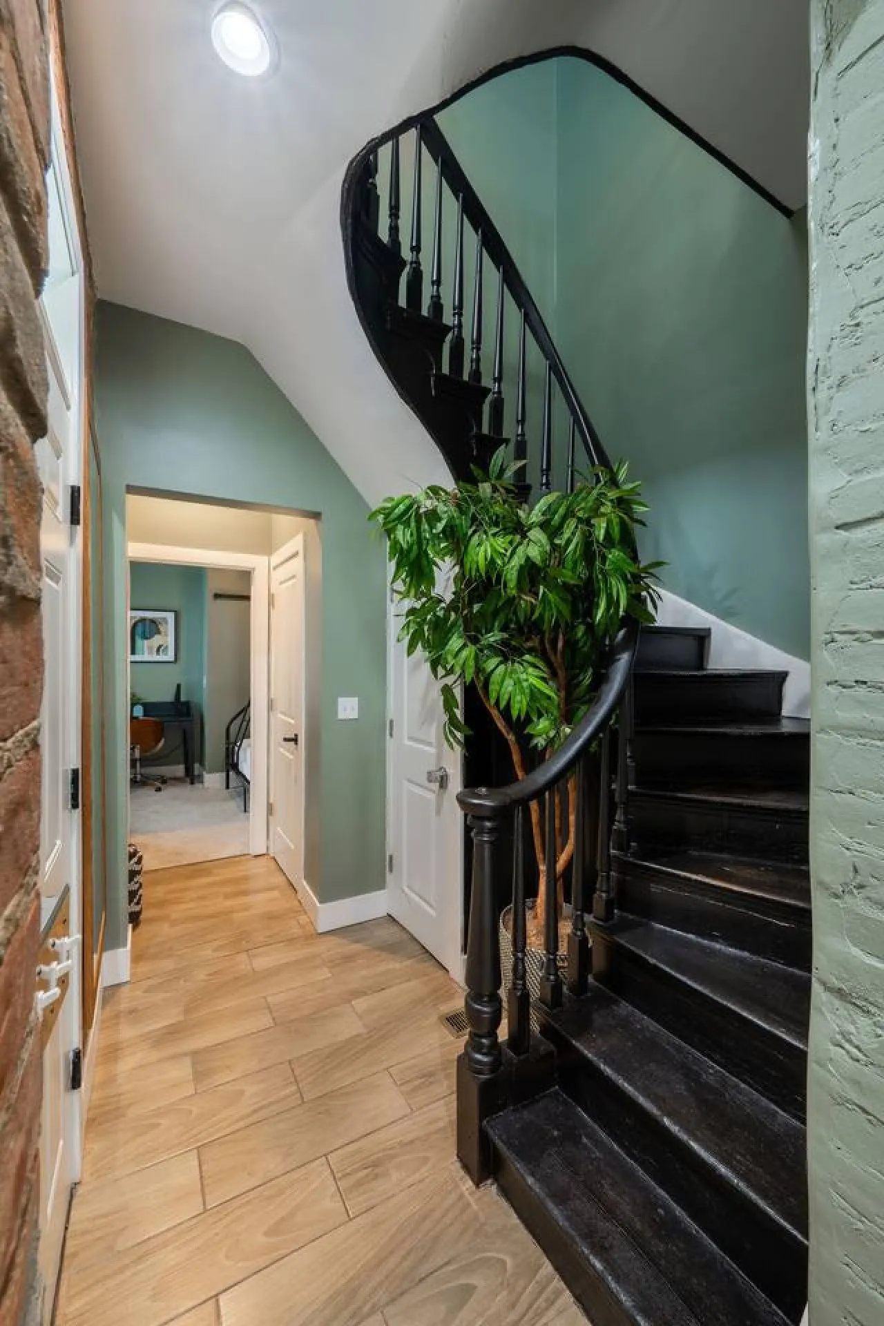 3BR Home + Hot Tub + Stadiums near Downtown, OTR 13