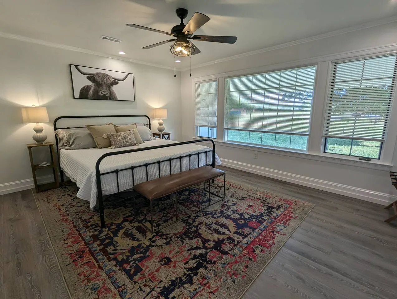 Farmhouse Retreat at Watauga Flats Farm 9