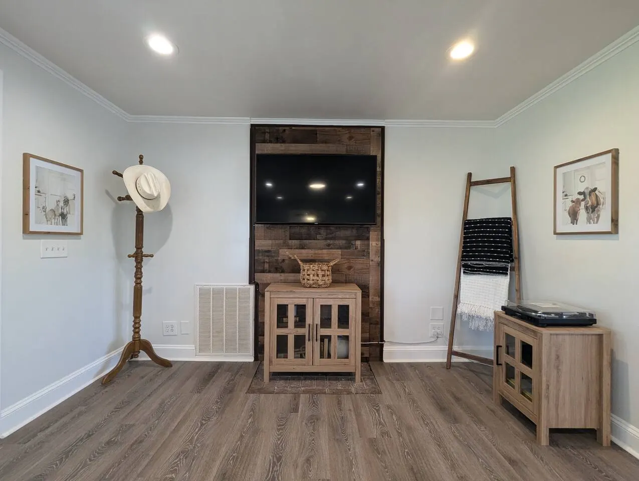 Farmhouse Retreat at Watauga Flats Farm 6