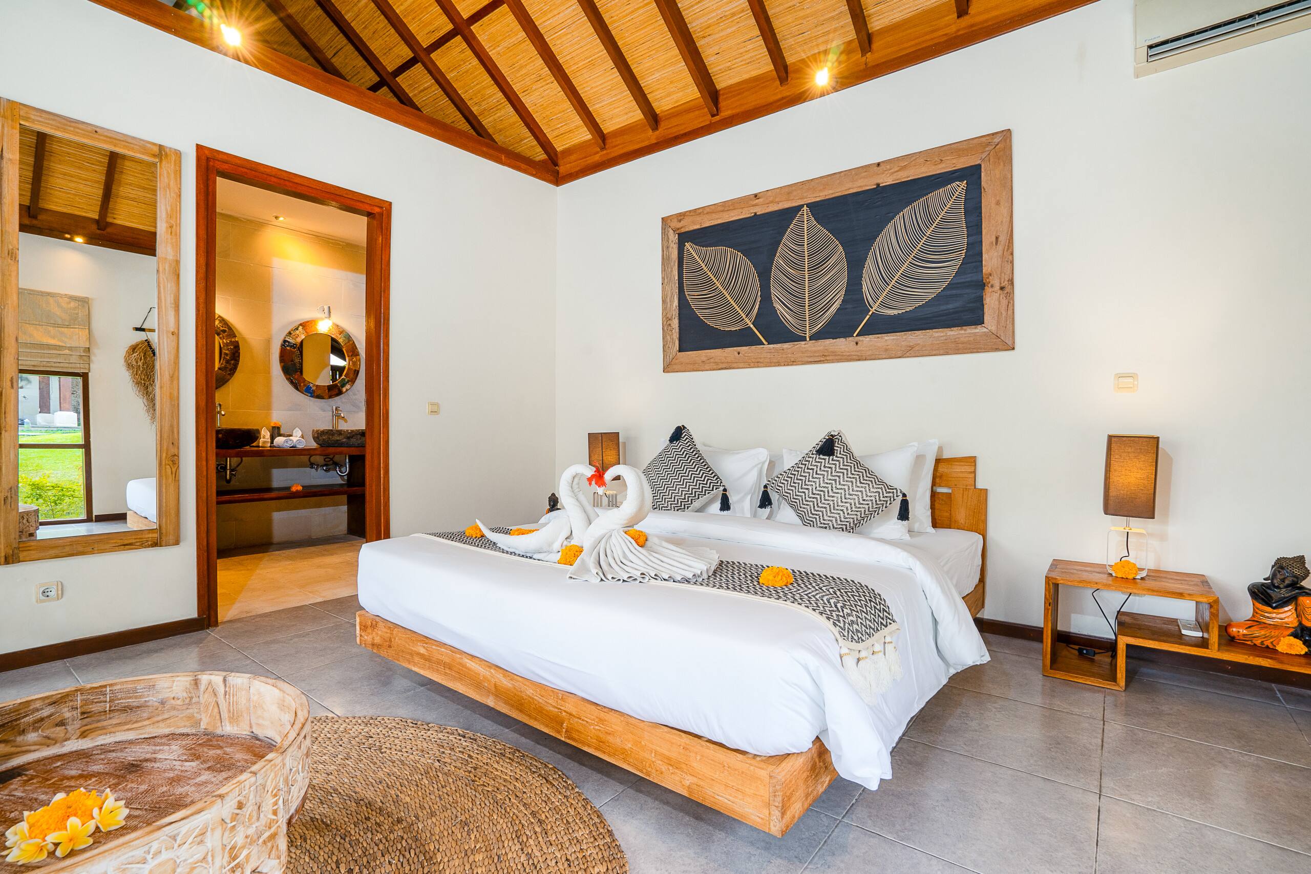 Villa Alroda Sawah, private luxury oasis in Canggu 33