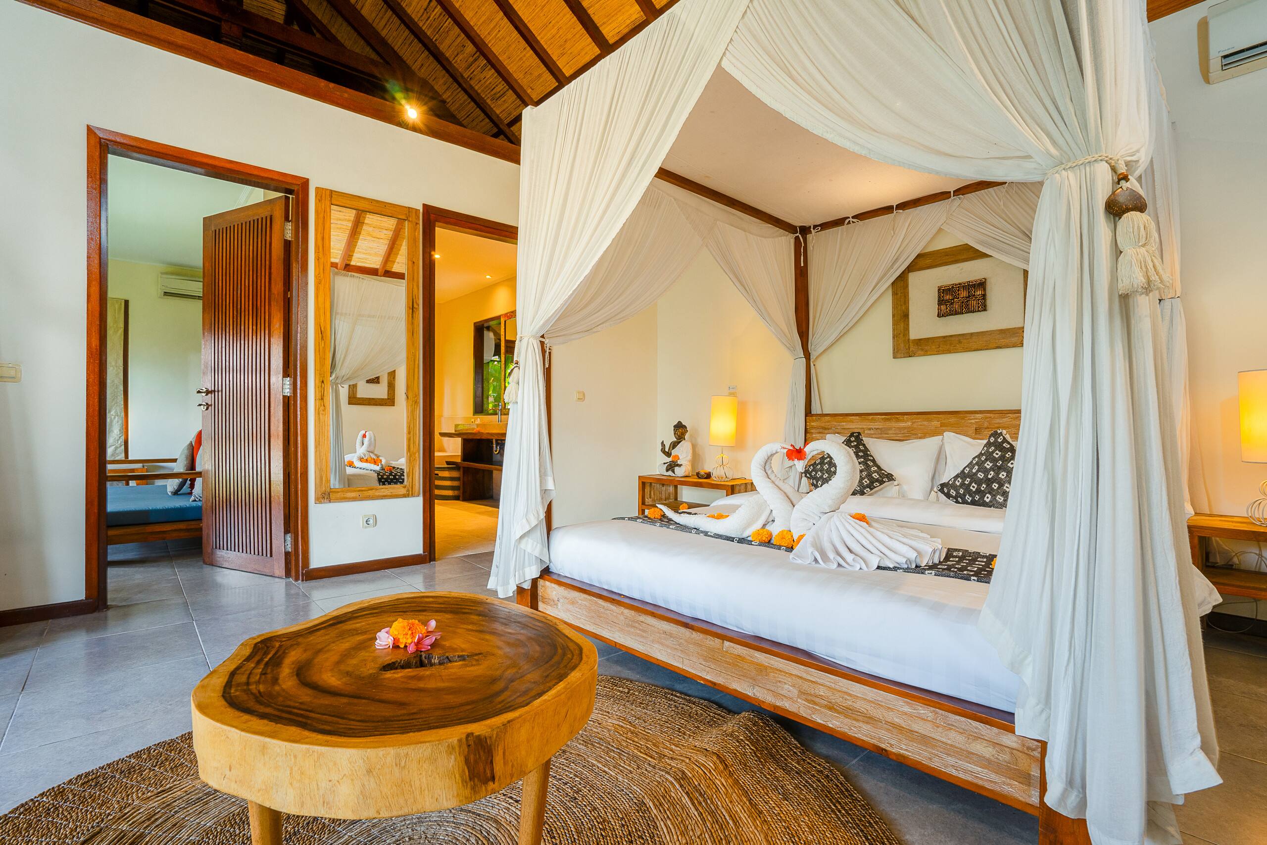 Villa Alroda Sawah, private luxury oasis in Canggu 22