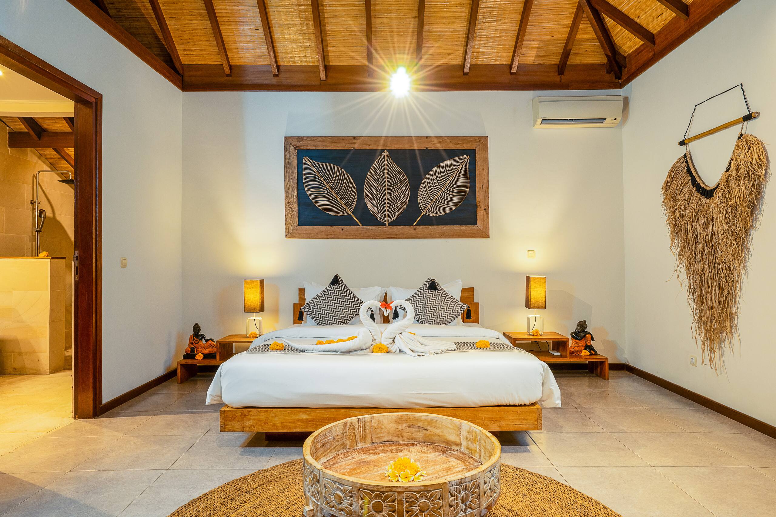 Villa Alroda Sawah, private luxury oasis in Canggu 35