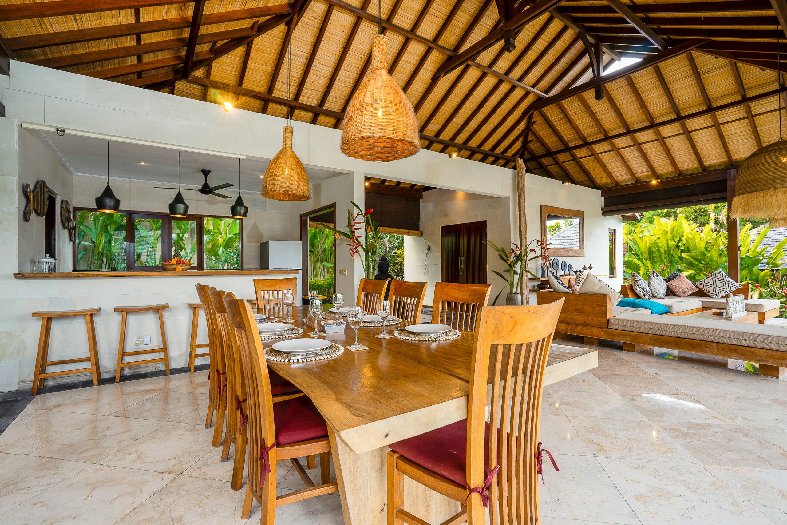 Villa Alroda Sawah, private luxury oasis in Canggu 18