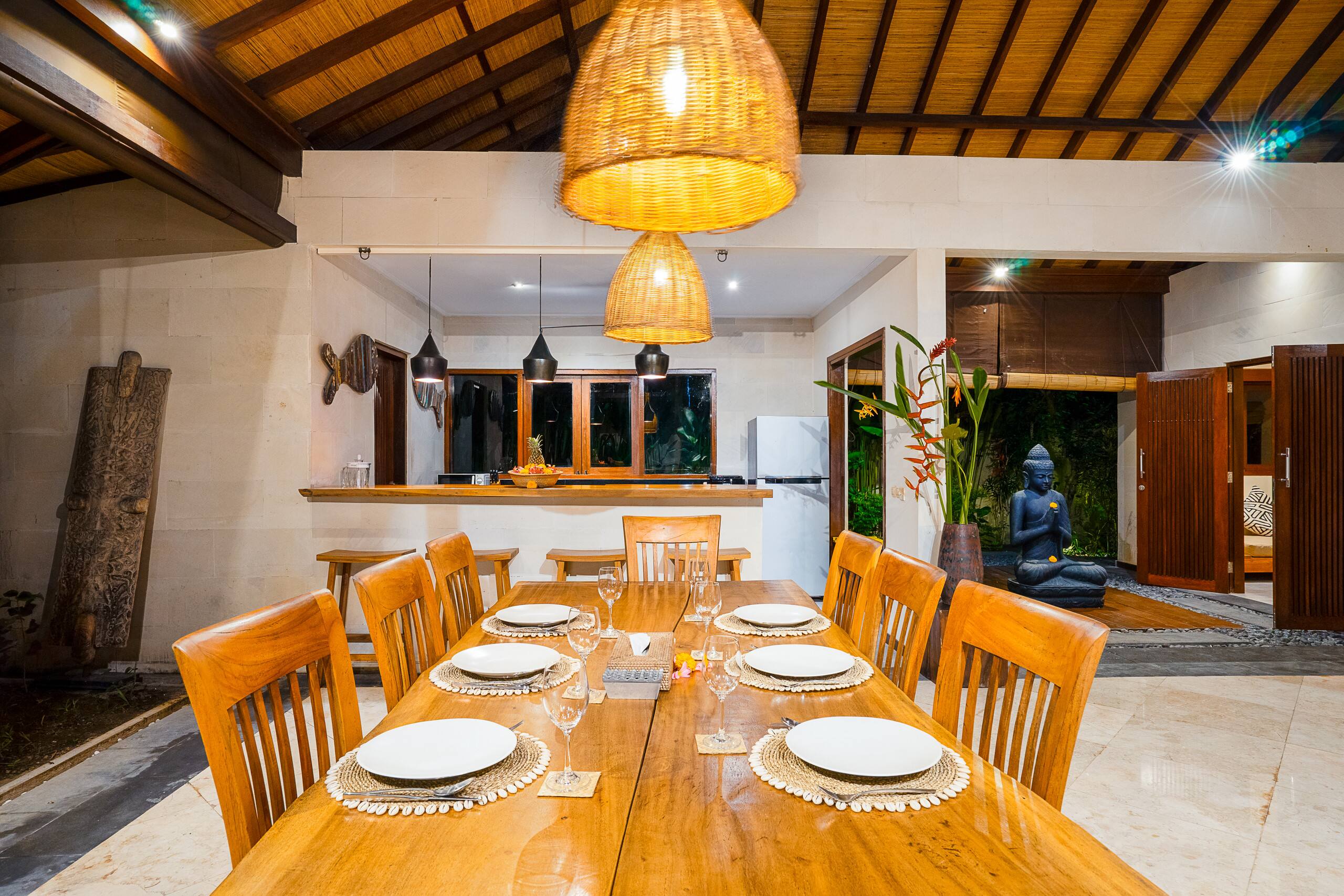 Villa Alroda Sawah, private luxury oasis in Canggu 19