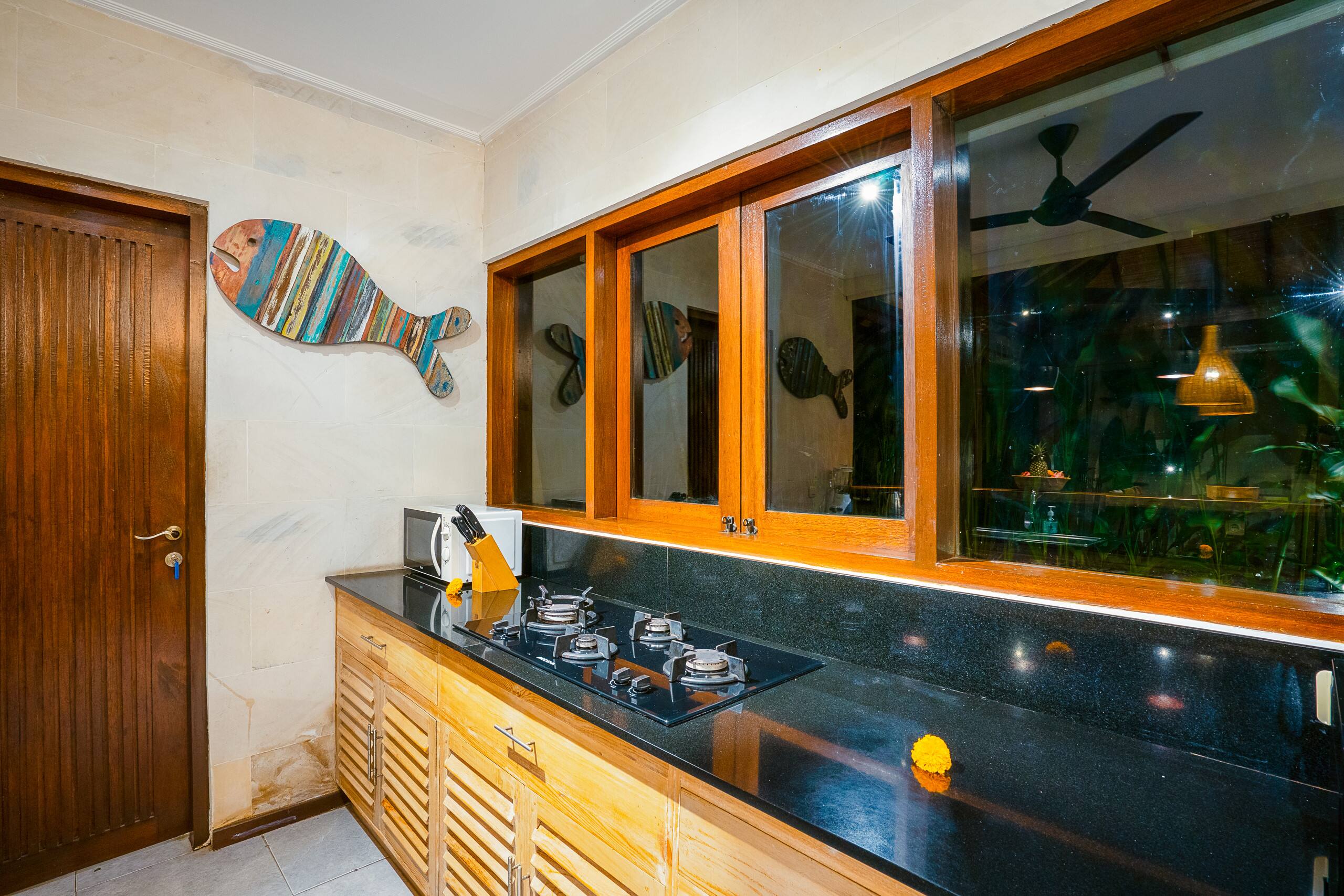 Villa Alroda Sawah, private luxury oasis in Canggu 16